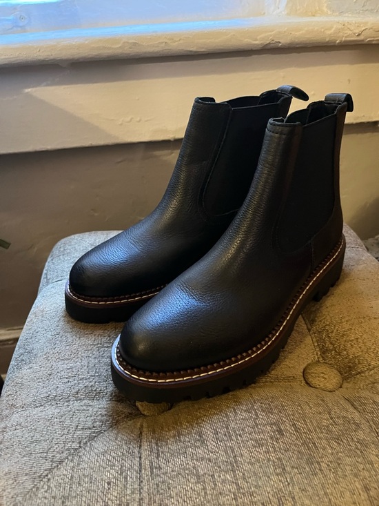 Caslon Shoes - Black Leather Calson Ankle Chelsea Boots, worn once